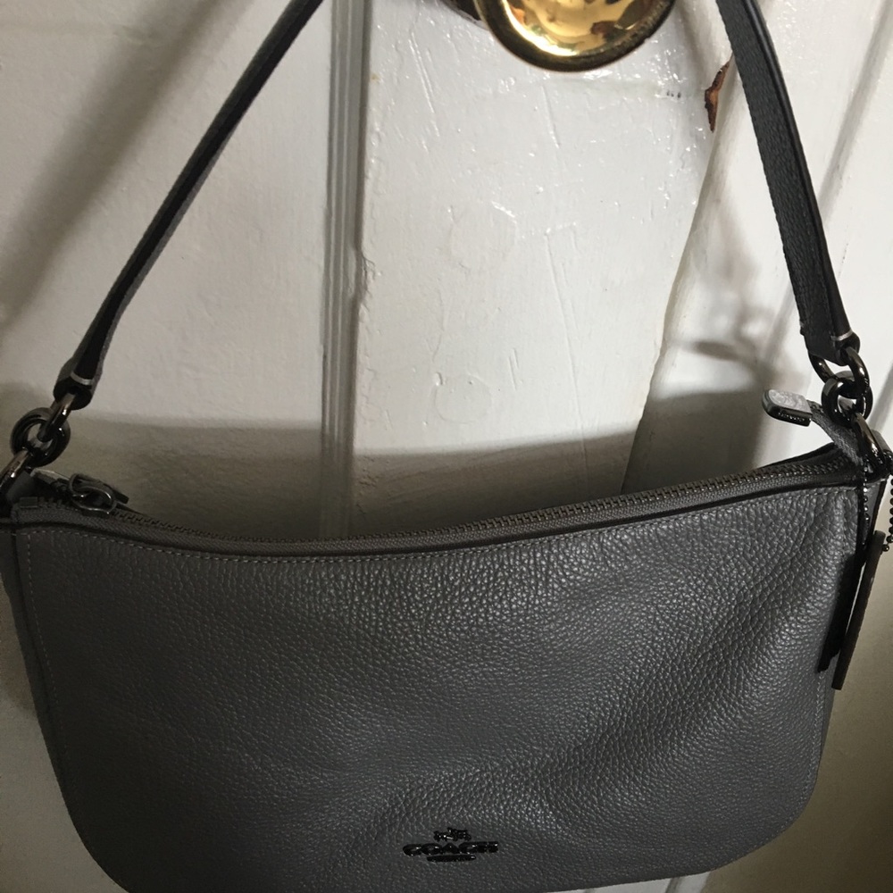 Hobo crossbody barely used